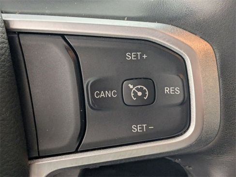 Used 2021 RAM 1500 Big Horn image 16