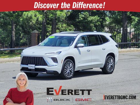 Used 2025 Buick Enclave Avenir w/ Super Cruise Package FWD image 1