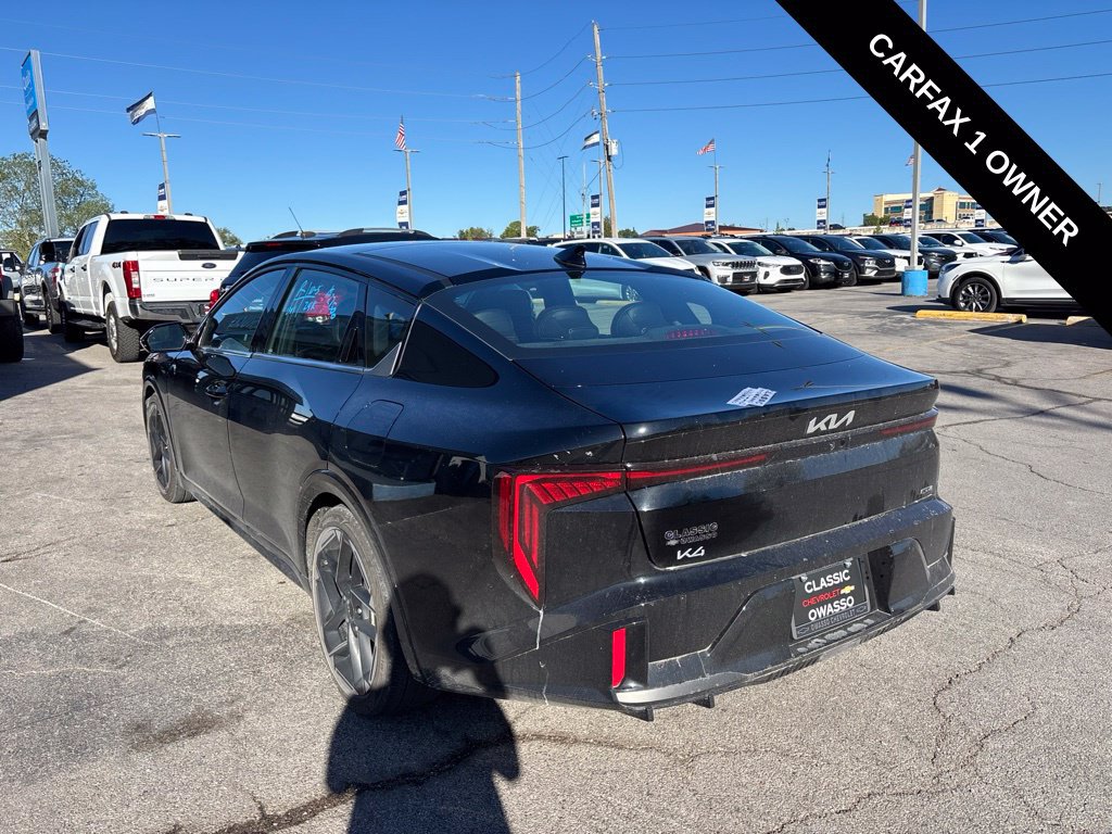Used 2025 Kia K4 GT-Line w/ GT-Line Premium Package FWD image 3