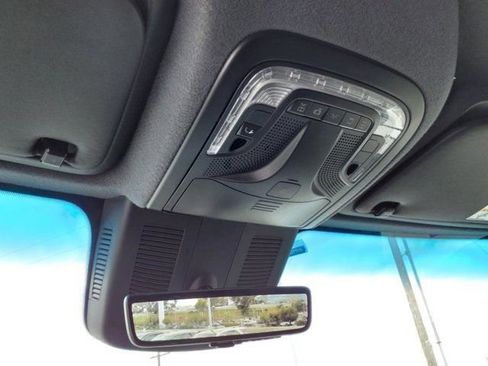 Used 2023 Mercedes-Benz Sprinter 2500 image 31