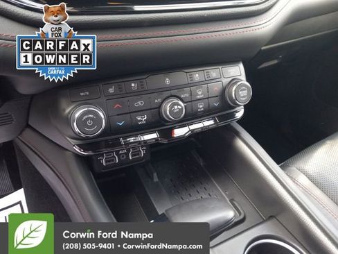 Used 2025 Dodge Durango R/T AWD/4WD image 17