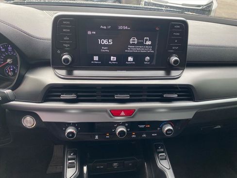 Used 2020 Kia Telluride S AWD/4WD image 12