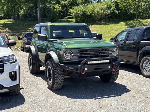 Certified 2023 Ford Bronco Big Bend w/ Sasquatch Package AWD/4WD image 3