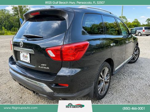 Used 2019 Nissan Pathfinder Platinum AWD/4WD image 5