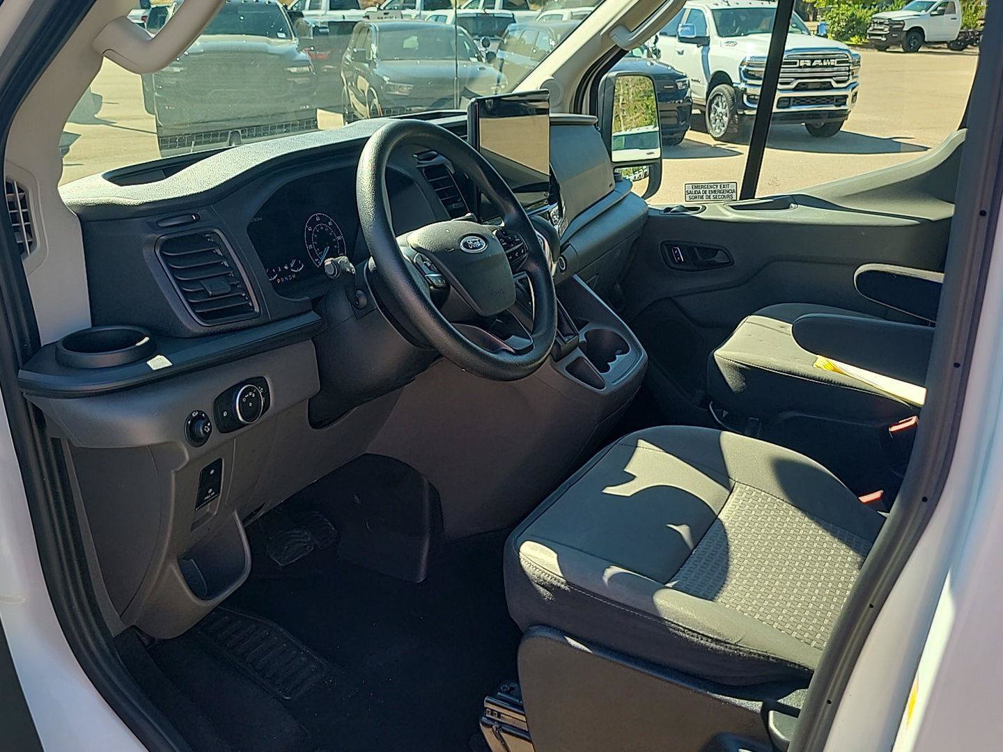 Used 2024 Ford Transit 350 XLT RWD image 3