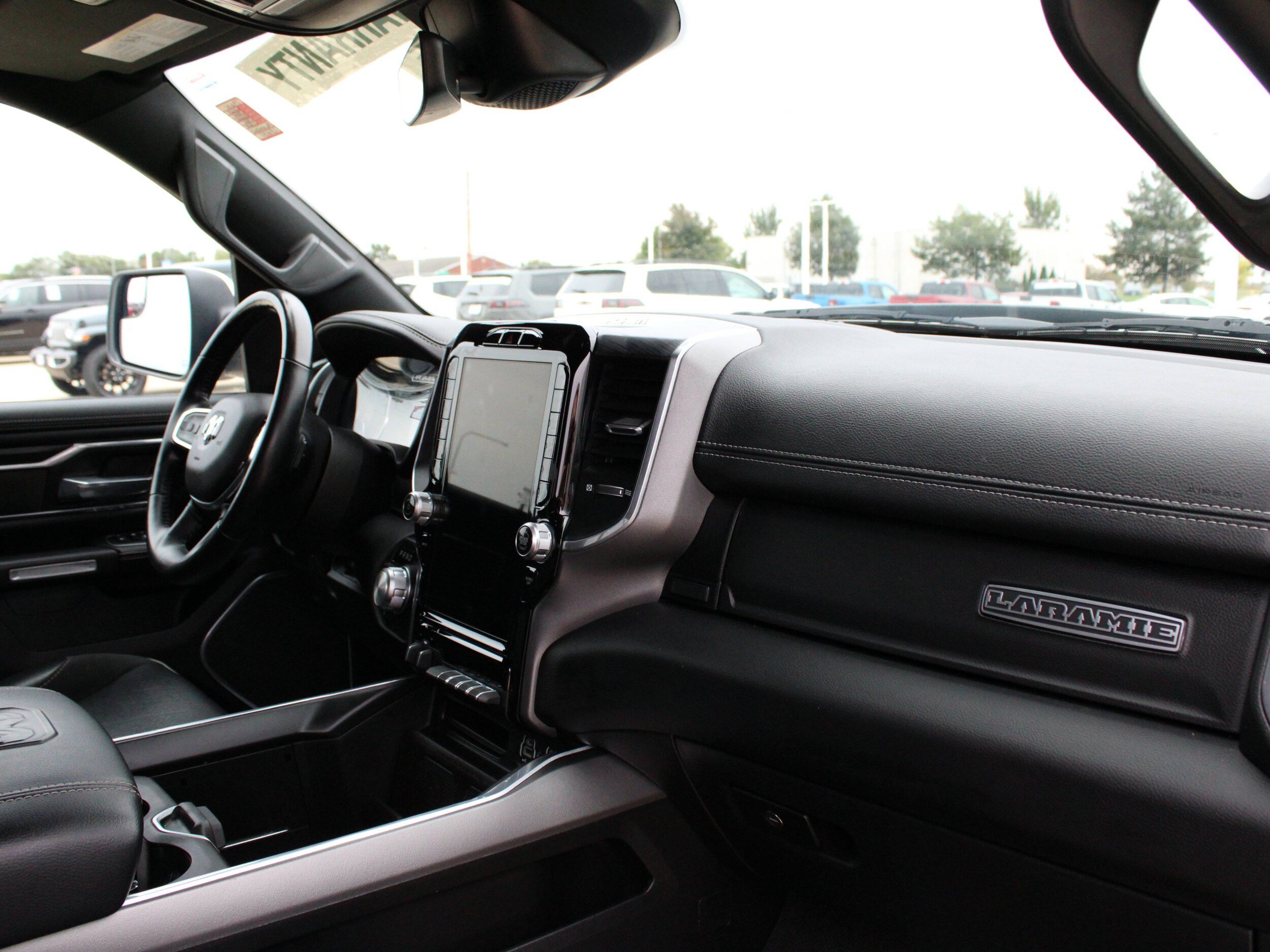 Used 2023 RAM 1500 Laramie AWD/4WD image 46