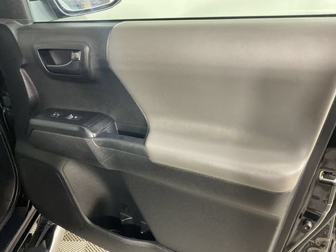 Used 2021 Toyota Tacoma SR w/ SX Package AWD/4WD image 22