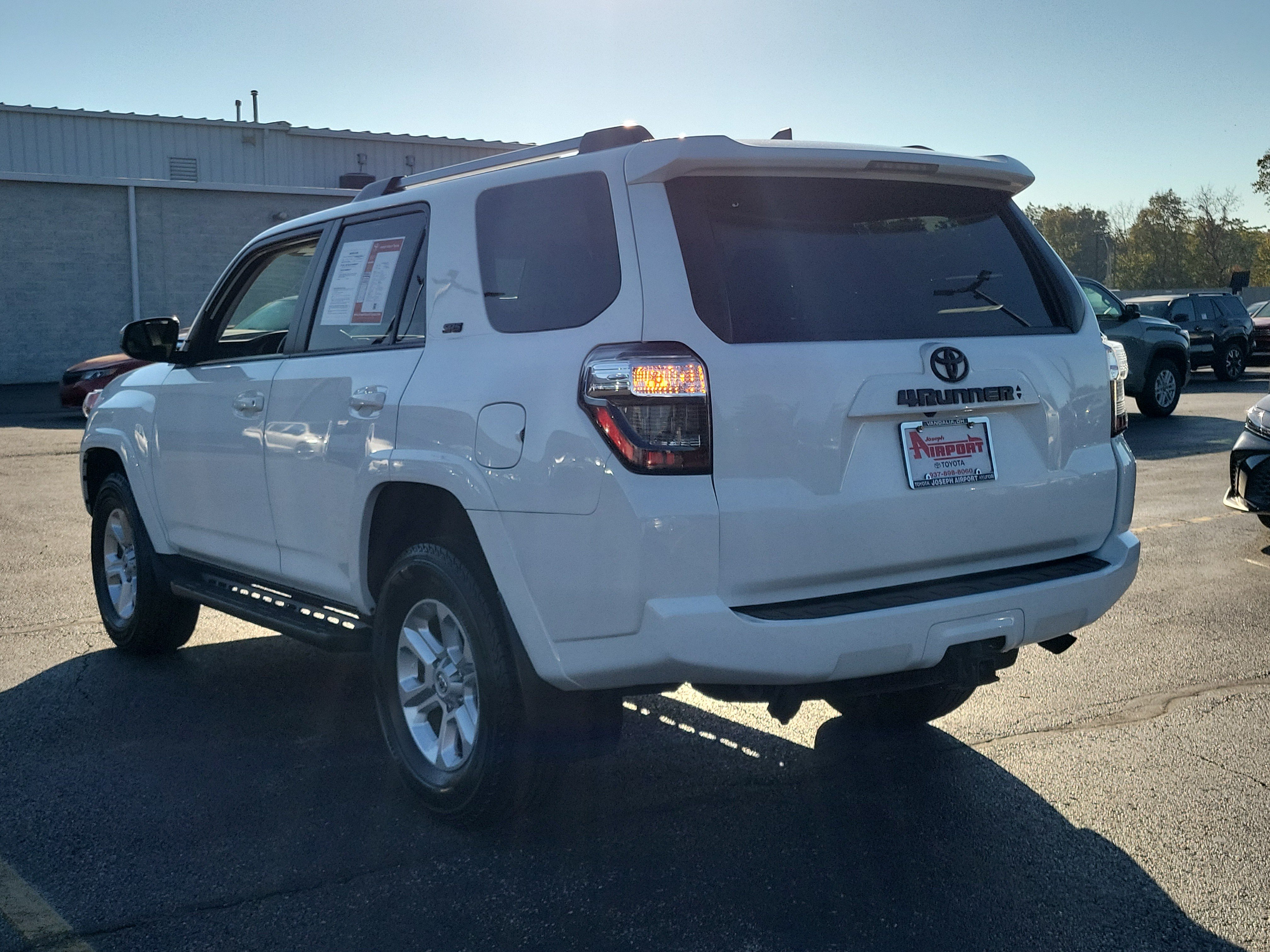 Used 2024 Toyota 4Runner SR5 AWD/4WD image 3