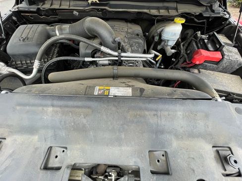 Used 2019 RAM 1500 Tradesman w/ Chrome Plus Package RWD image 31