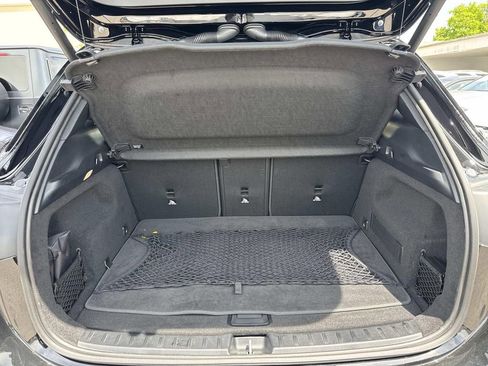 Used 2025 Mercedes-Benz GLA 250 image 8