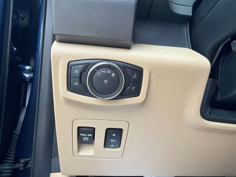 Used 2018 Ford F150 XLT w/ Equipment Group 302A Luxury AWD/4WD image 20