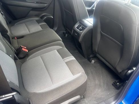 Used 2025 Chevrolet Blazer LT FWD image 21