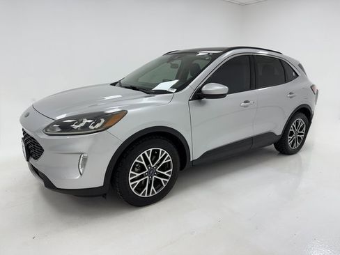 Used 2020 Ford Escape SEL image 5