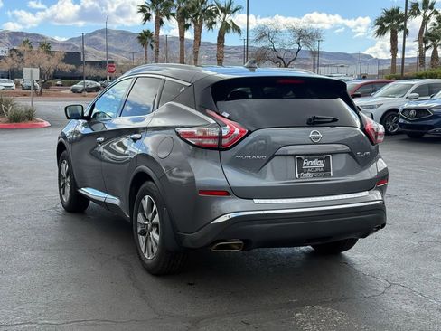 Used 2018 Nissan Murano SL w/ Moonroof Package image 3