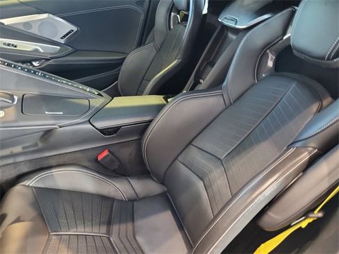 Used 2020 Chevrolet Corvette Stingray Preferred Cpe w/ 2LT Preferred Equipment Group image 8