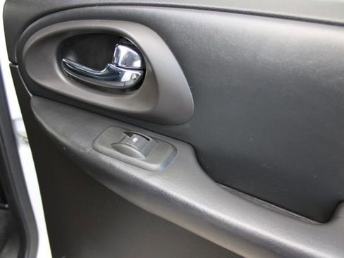 Used 2007 Chevrolet TrailBlazer LT RWD image 39
