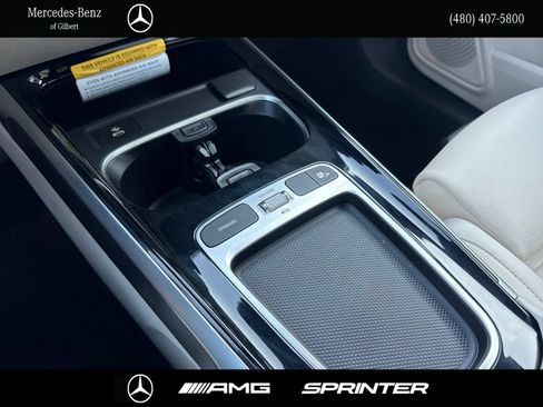 Used 2026 Mercedes-Benz GLB 250 image 24