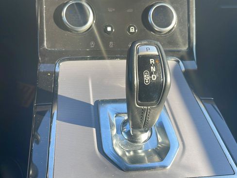 Used 2022 Land Rover Range Rover Evoque R-Dynamic S AWD/4WD image 25