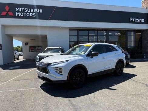 Used 2023 Mitsubishi Eclipse Cross LE AWD/4WD image 1