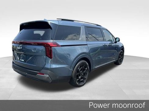 Certified 2025 Kia Carnival SX Prestige FWD image 8