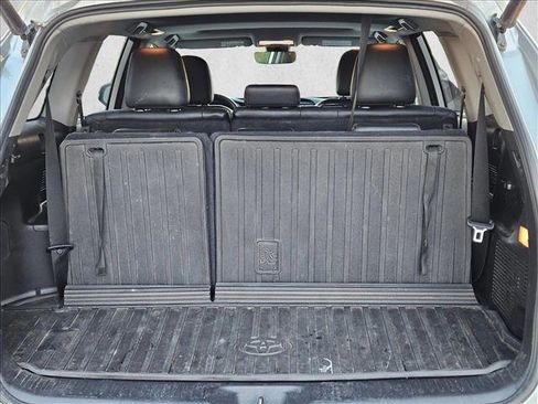 Used 2018 Toyota Highlander XLE image 6