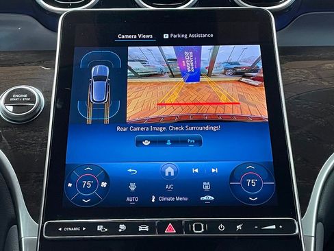 Used 2025 Mercedes-Benz GLC 350e 4MATIC image 41