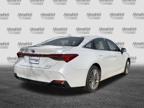 Used 2021 Toyota Avalon Limited w/ Advanced Safety Package image 10