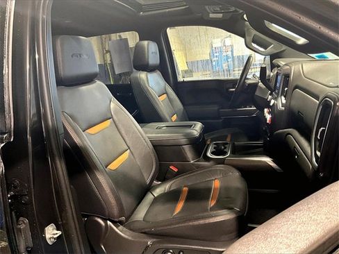 Used 2022 GMC Sierra 1500 AT4 w/ AT4 Premium Package image 7
