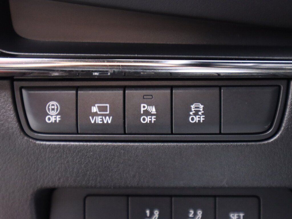 Used 2021 MAZDA MAZDA3 Hatchback w/Premium Plus Pkg AWD/4WD image 10