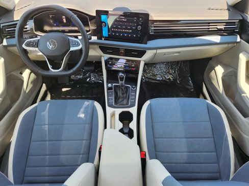 New 2025 Volkswagen Jetta SE image 13