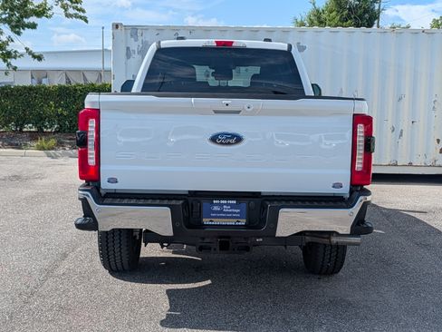 Certified 2026 Ford F250 Lariat w/ FX4 Off-Road Package AWD/4WD image 5