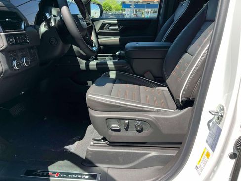 New 2026 GMC Yukon XL AT4 Ultimate AWD/4WD image 25