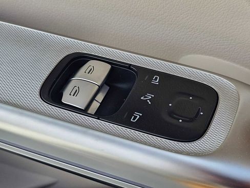 Used 2026 Mercedes-Benz CLE 300 4MATIC Coupe image 30