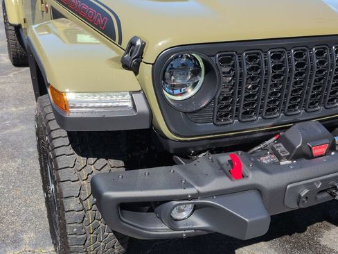 New 2026 Jeep Gladiator Rubicon AWD/4WD image 8