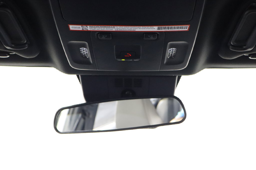 Used 2026 Toyota Camry SE FWD image 24