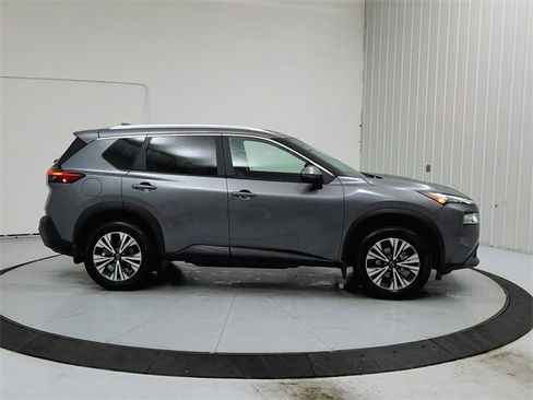 Used 2023 Nissan Rogue SV w/ SV Premium Package image 8