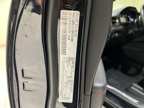 Used 2023 Dodge Durango GT AWD/4WD image 32