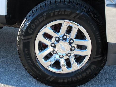 Used 2016 Chevrolet Silverado 2500 LT w/ All Star Edition image 7