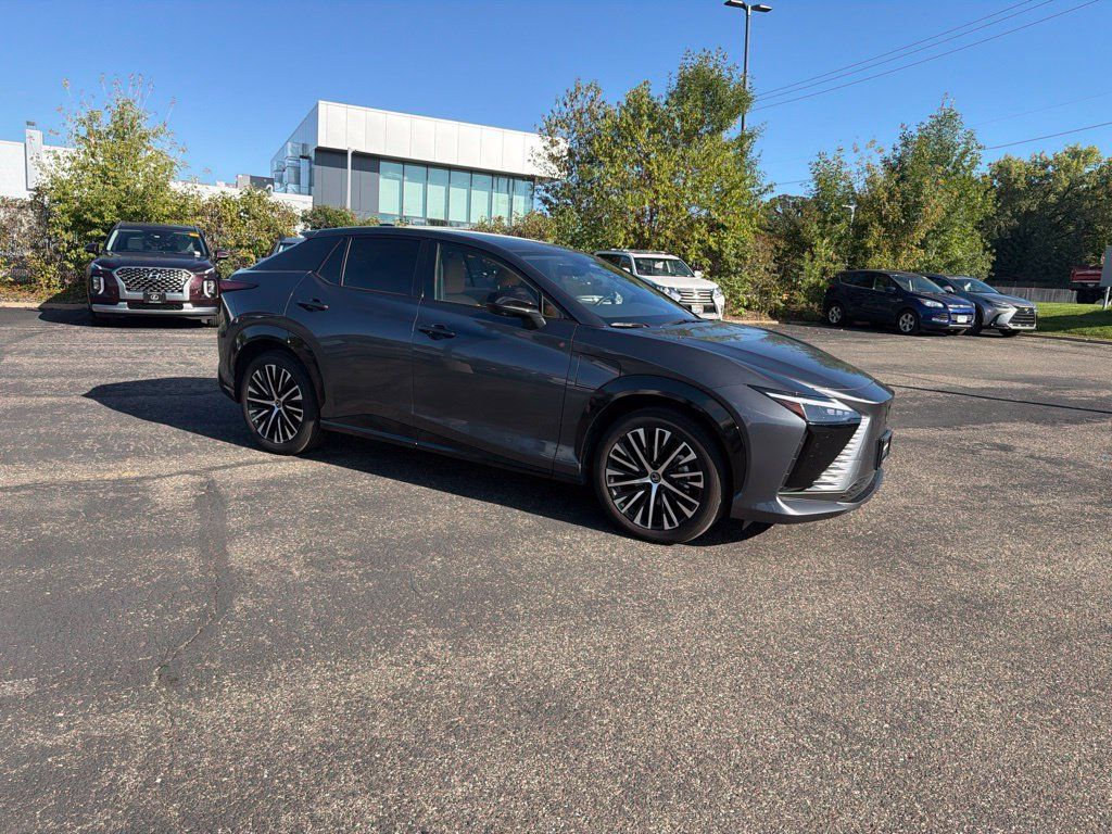 Used 2026 Lexus RZ 350e 2WD w/ Technology Package image 17