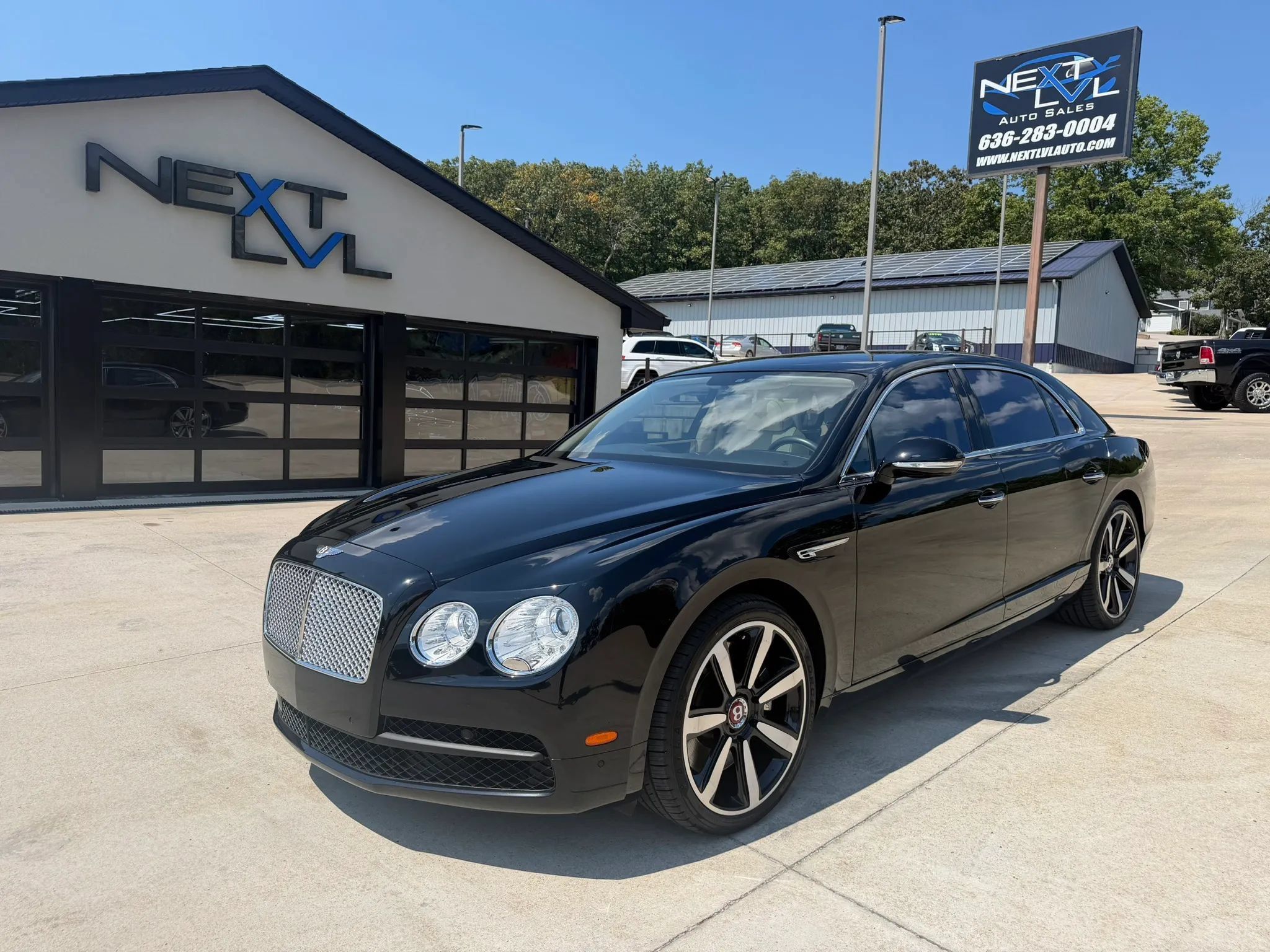 Used 2015 Bentley Flying Spur V8 AWD/4WD image 5
