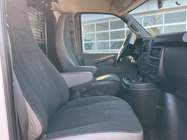 Used 2025 Chevrolet Express 2500 w/ Driver Convenience Package RWD image 14