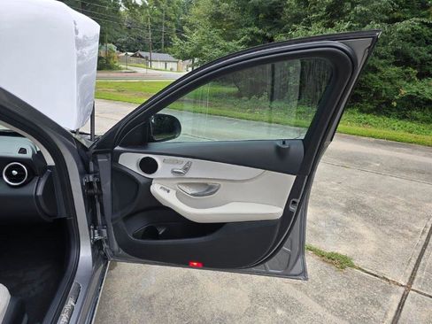 Used 2015 Mercedes-Benz C 300 Sedan image 25