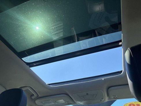 Used 2019 Ford Escape SEL AWD/4WD image 33