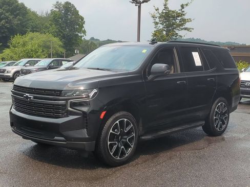 Used 2022 Chevrolet Tahoe RST w/ Luxury Package AWD/4WD image 7