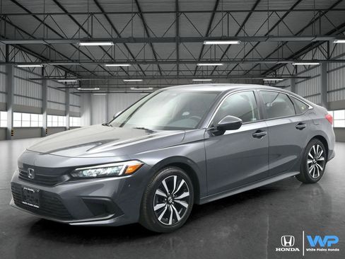 Certified 2024 Honda Civic EX image 1