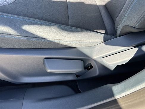 New 2025 Ford Maverick XLT image 16