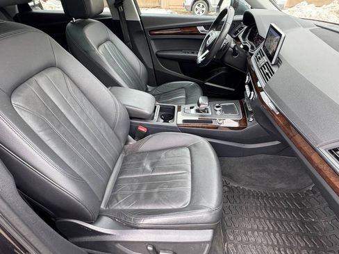 Used 2018 Audi Q5 2.0T Premium Plus w/ Premium Plus Package AWD/4WD image 22