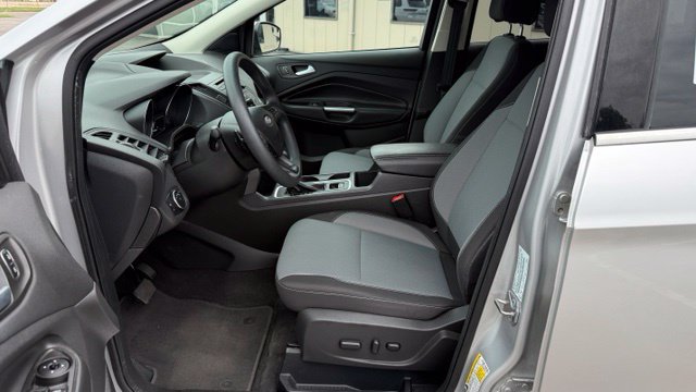 Used 2017 Ford Escape SE AWD/4WD image 14