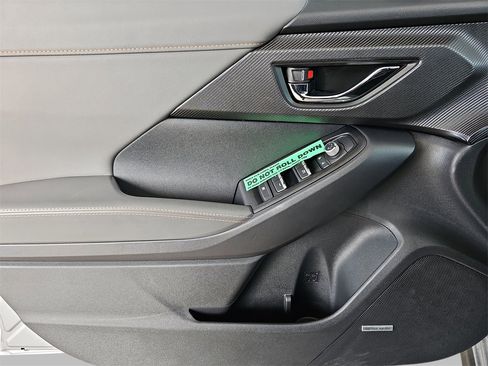 New 2025 Subaru Crosstrek 2.5i Limited w/ Crosstrek Mirror Package image 26