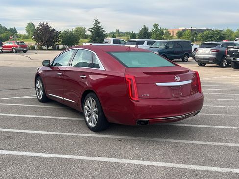 Used 2013 Cadillac XTS Premium FWD image 3